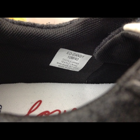 NWOT⬇️ Wool blend  sneakers💥 - Picture 6 of 7